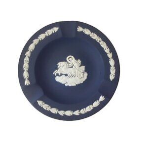Wedgwood Jasperware Dark Blue Ashtray Trinket Dish Chariot With Horse 4.5 Inch